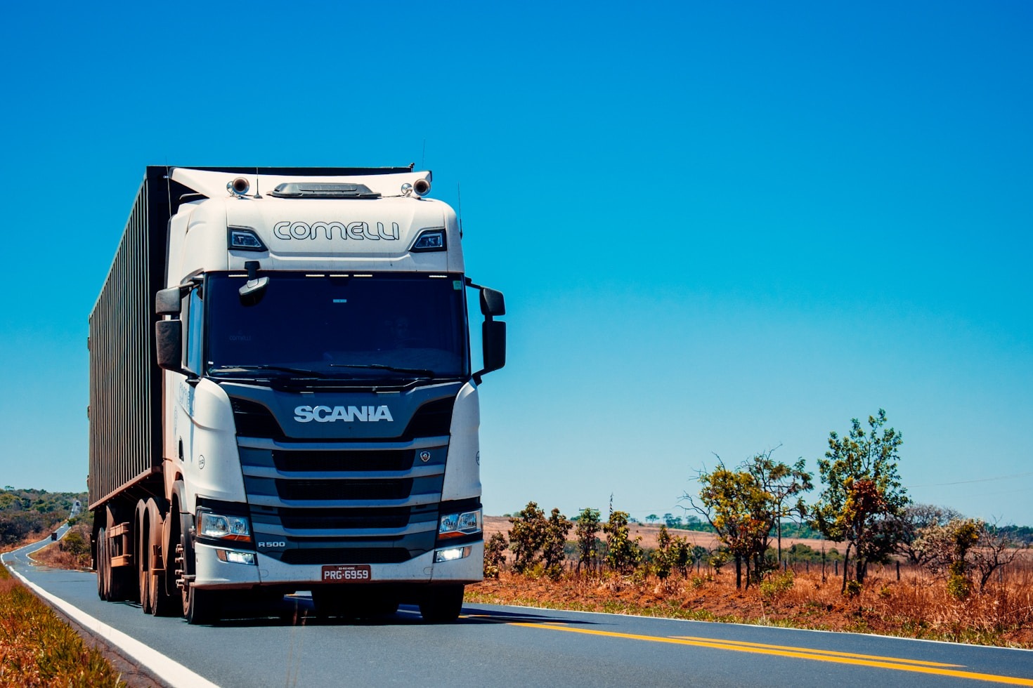 Importadora HYS: Compromiso con la excelencia automotriz